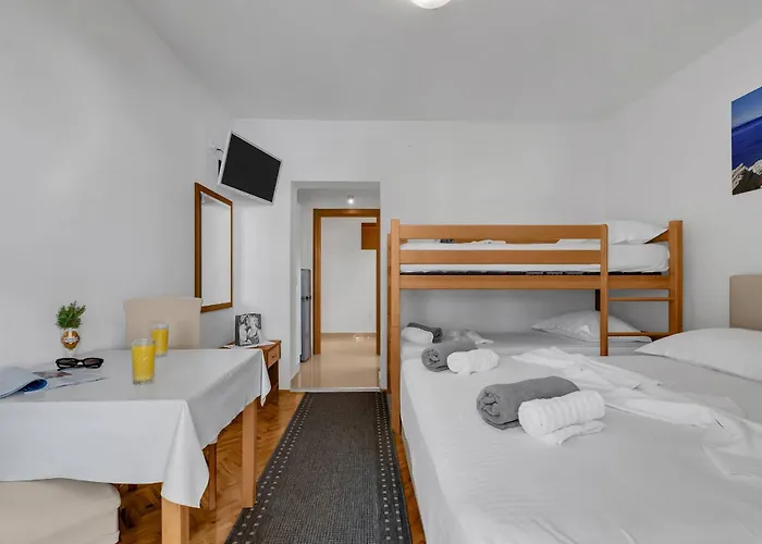 Apartment Pine Canopy And