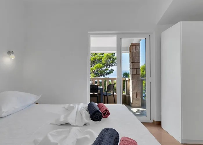 Lägenhet Pine Canopy And *